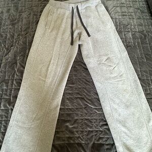 Lululemon sweatpants L-XL